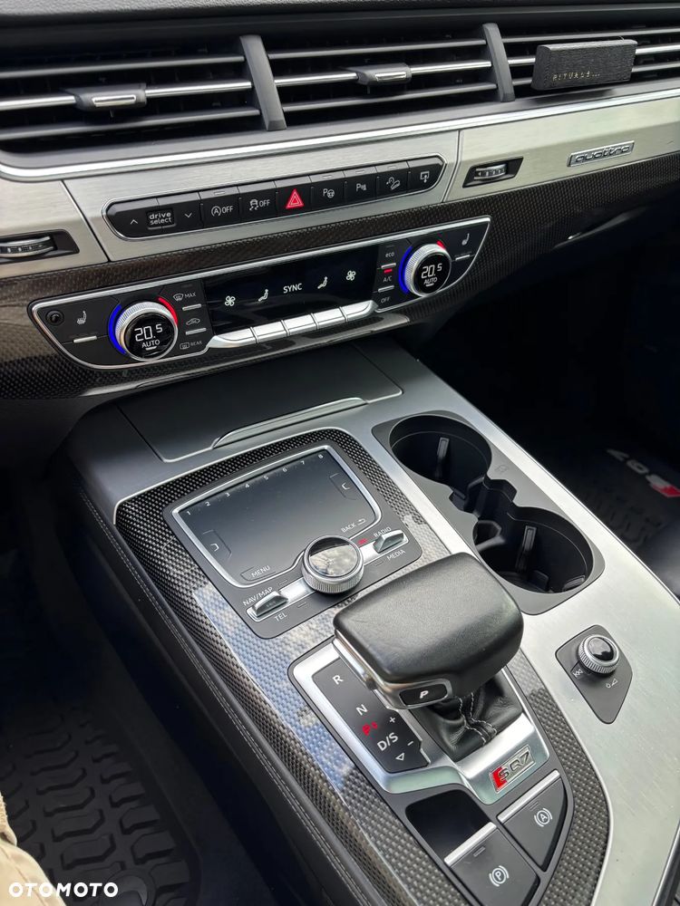 Audi SQ7 4.0 TDI Quattro Tiptronic - 17