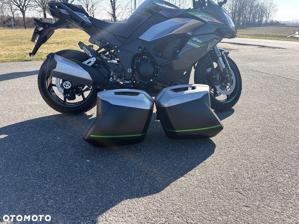 Kawasaki Ninja 1000 SX - 2