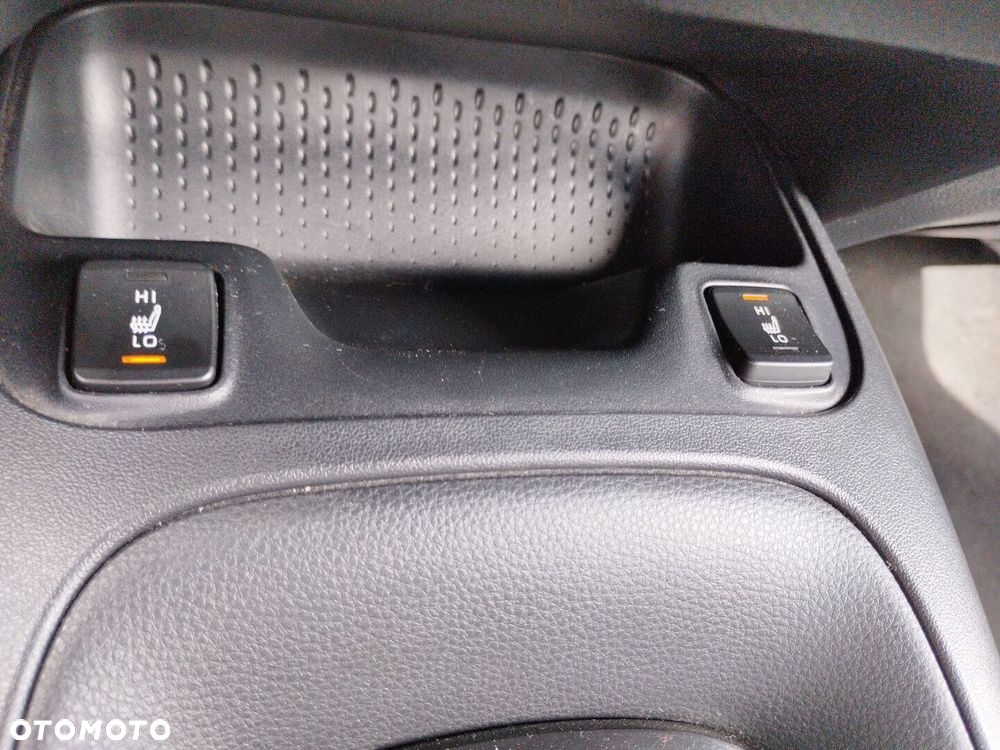 Toyota Corolla 1.8 Hybrid Comfort - 20