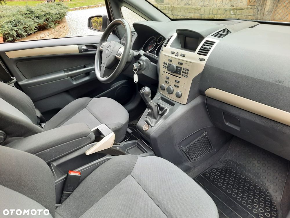 Opel Zafira 1.7 CDTI - 9