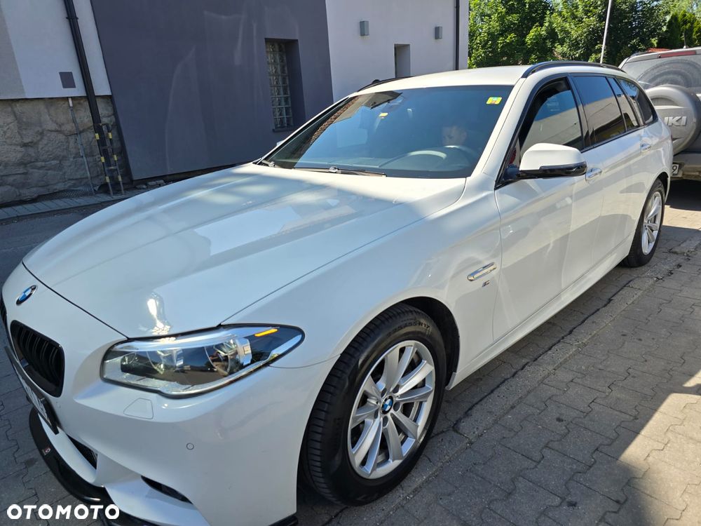 BMW Seria 5 528i xDrive Sport-Aut Modern Line - 2