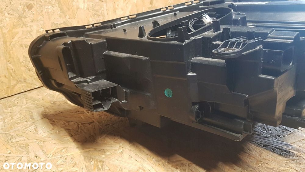 Lampa przednia prawa BMW x1 F48 Lift rok 19- - 6