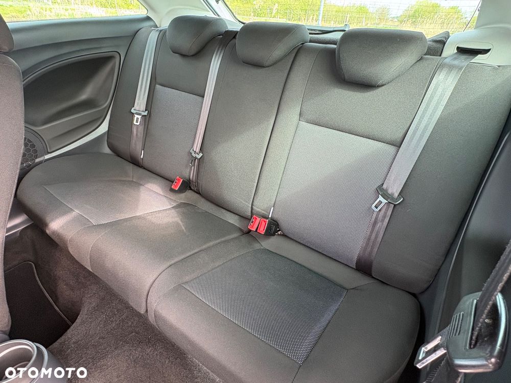 Seat Ibiza SC 1.6 16V Sport - 15