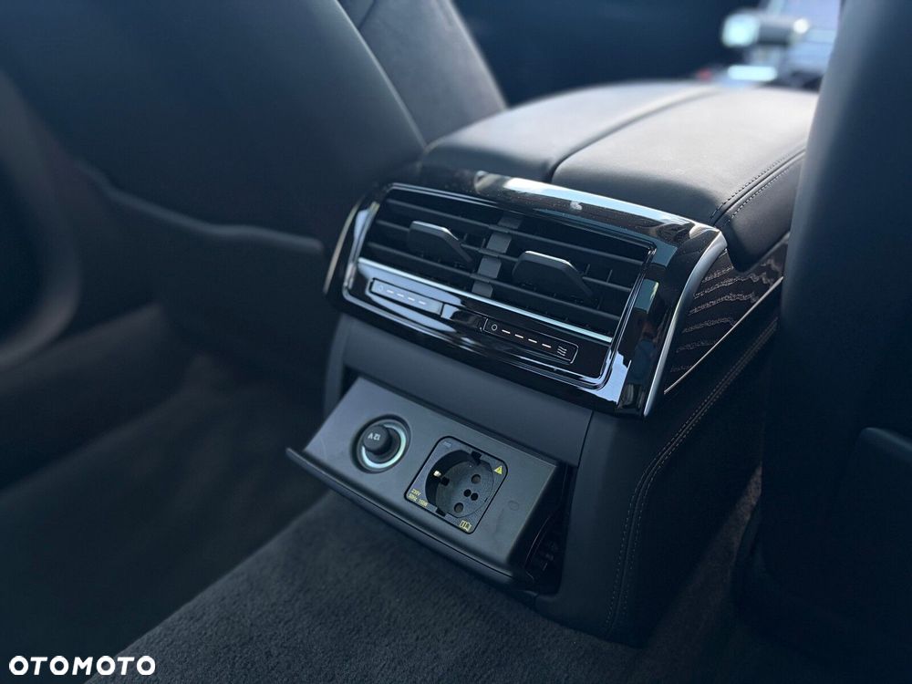 Audi A8 - 31