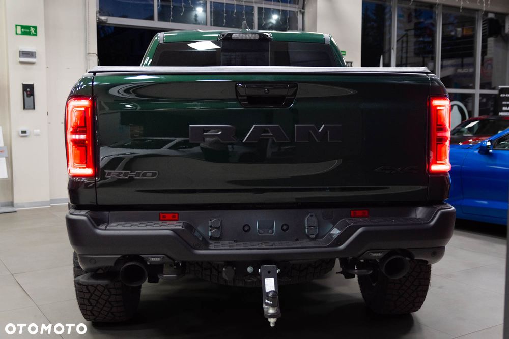 RAM 1500 - 12