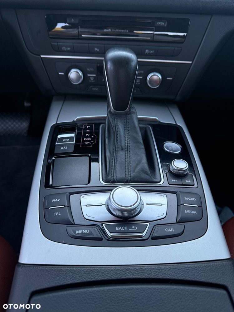 Audi A6 Avant 2.0 TDI Ultra DPF S tronic - 37