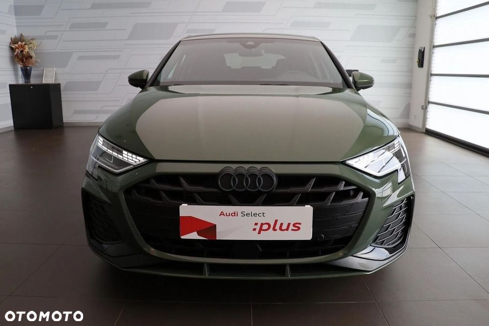 Audi A3 Sportback - 11