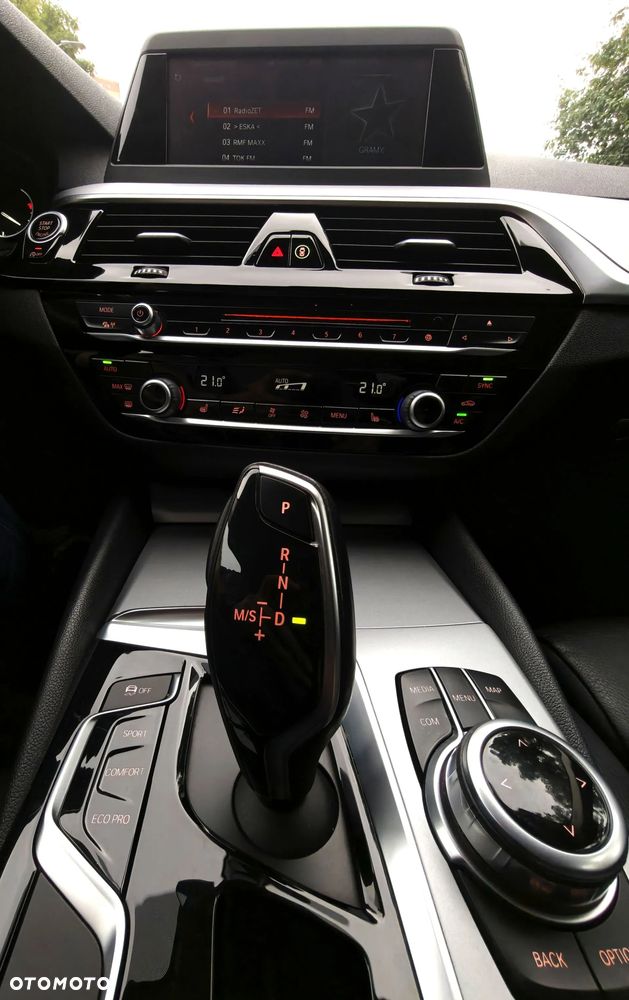 BMW Seria 5 520d M Sport Edition - 29