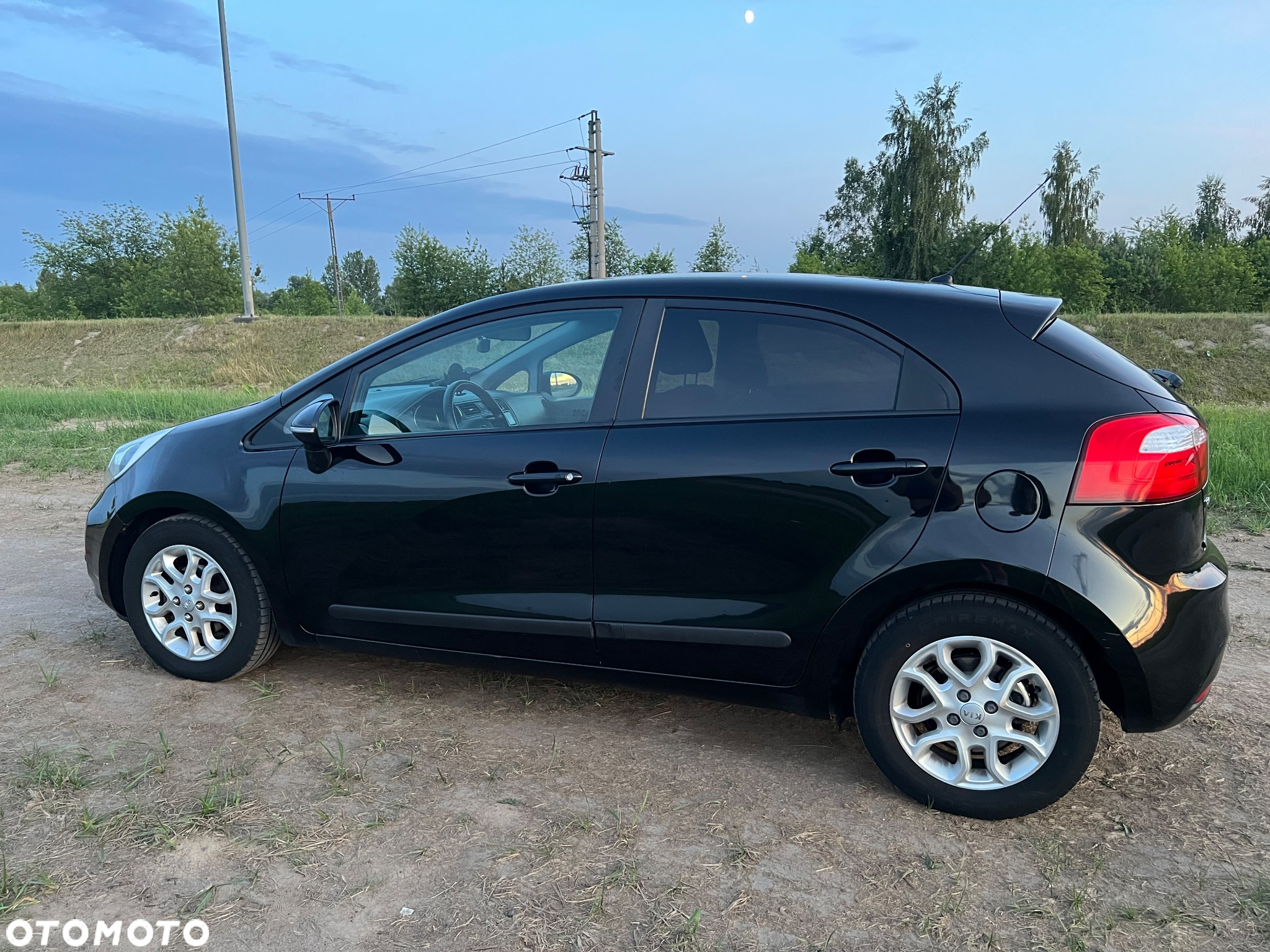 Kia Rio - 5