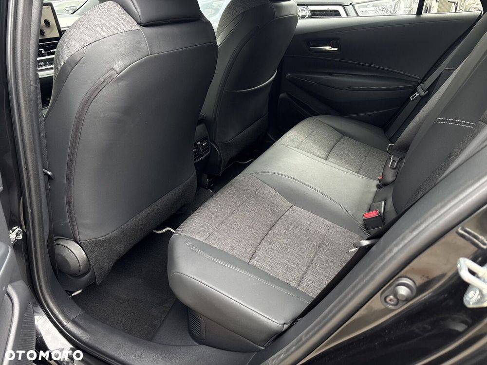 Toyota Corolla 1.8 Hybrid Style - 15