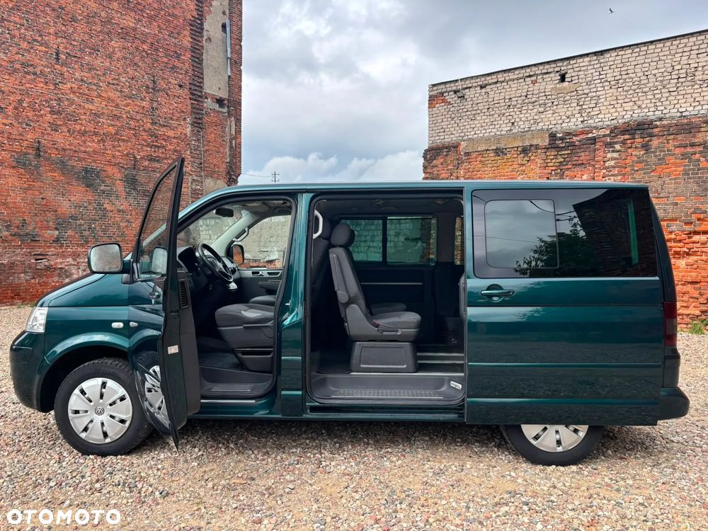 Volkswagen Multivan - 9