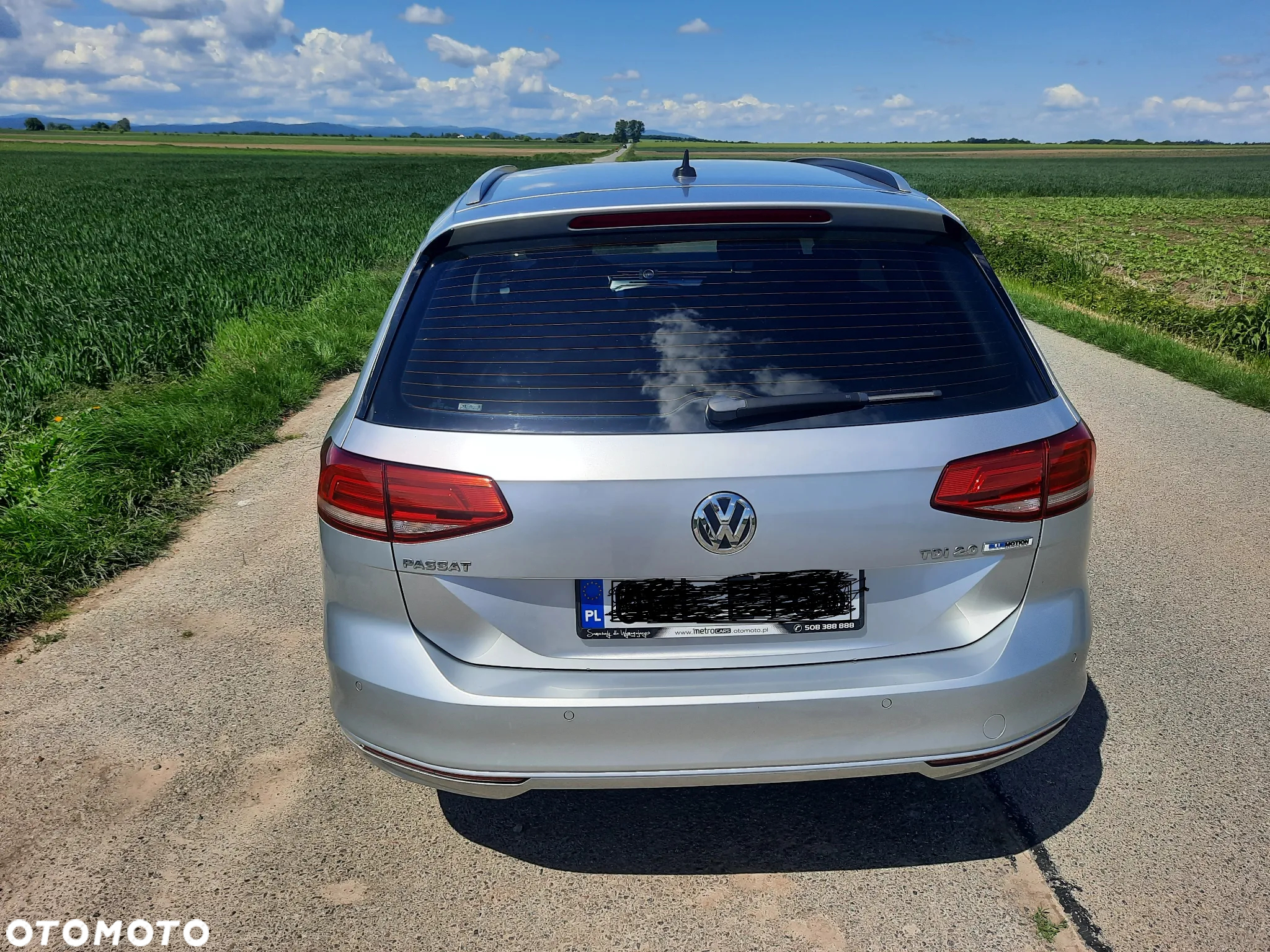 Volkswagen Passat Variant 2.0 TDI DSG (BlueMotion Technology) Comfortline - 4