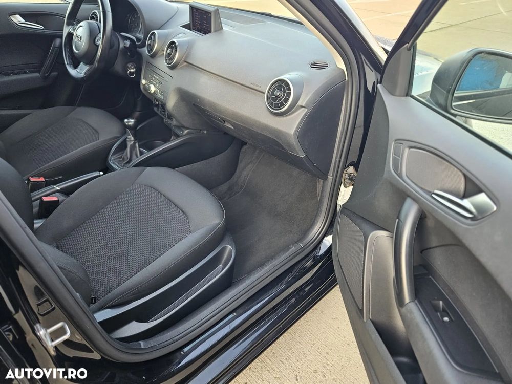 Audi A1 1.2 TFSI Sportback Attraction - 7