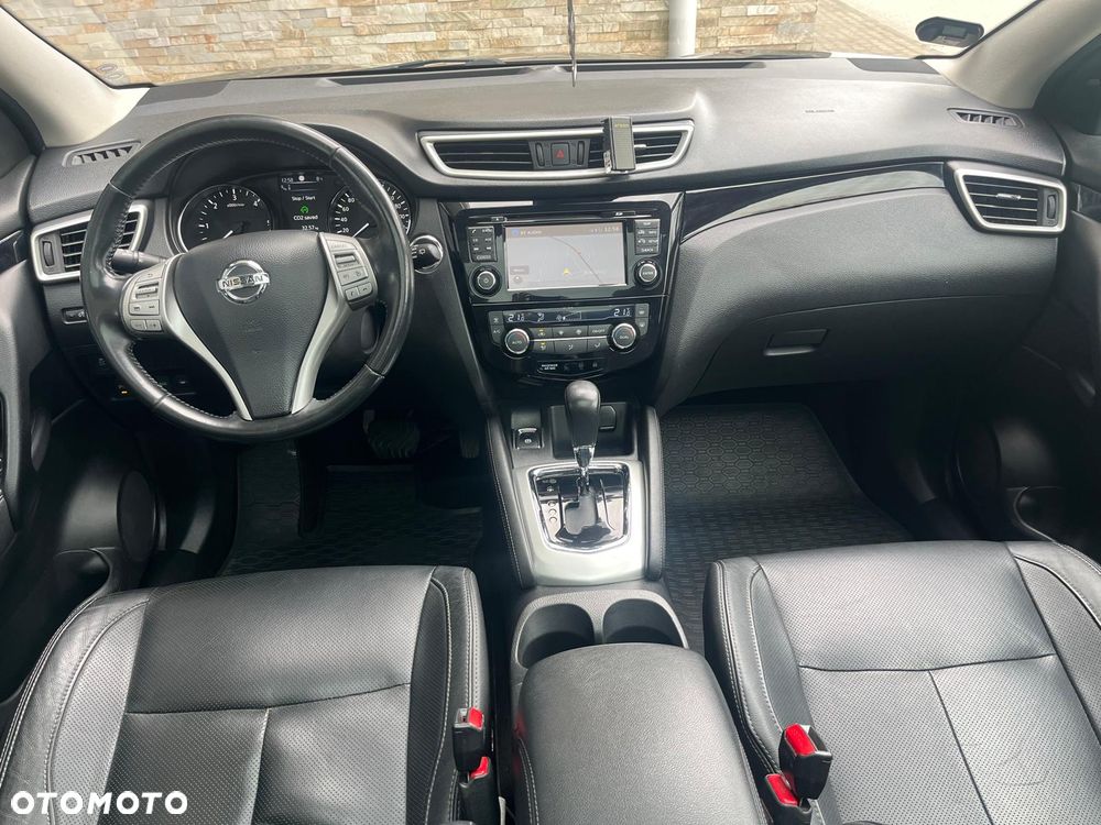 Nissan Qashqai 1.6 dCi Xtronic TEKNA+ - 25
