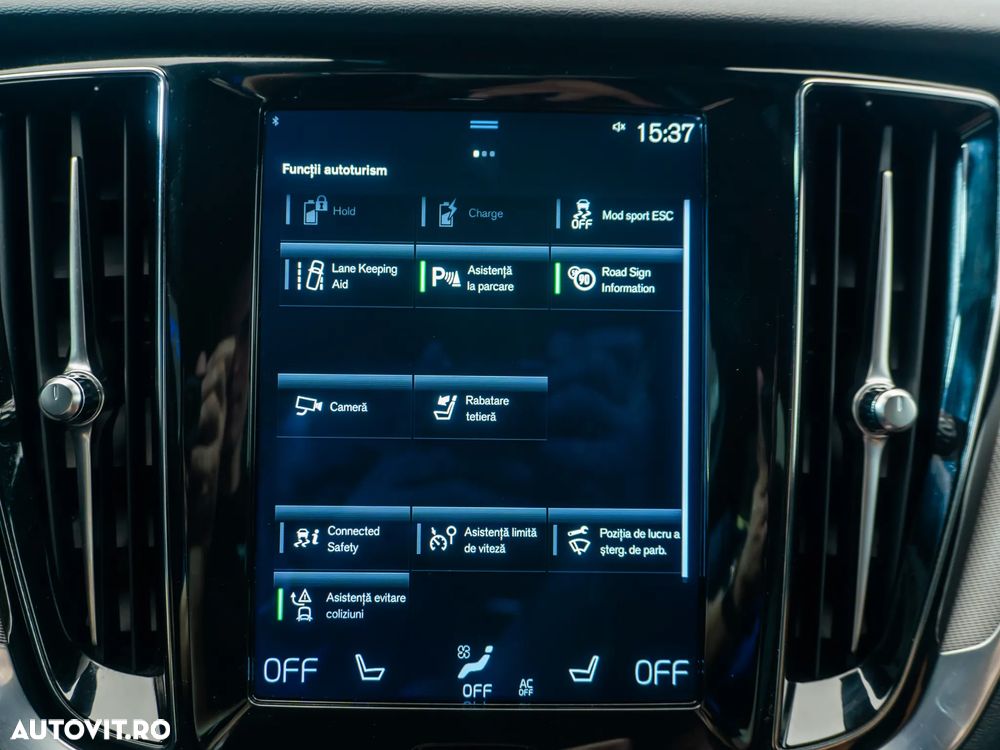 Volvo V60 T6 AWD Recharge Geartronic RDesign - 36