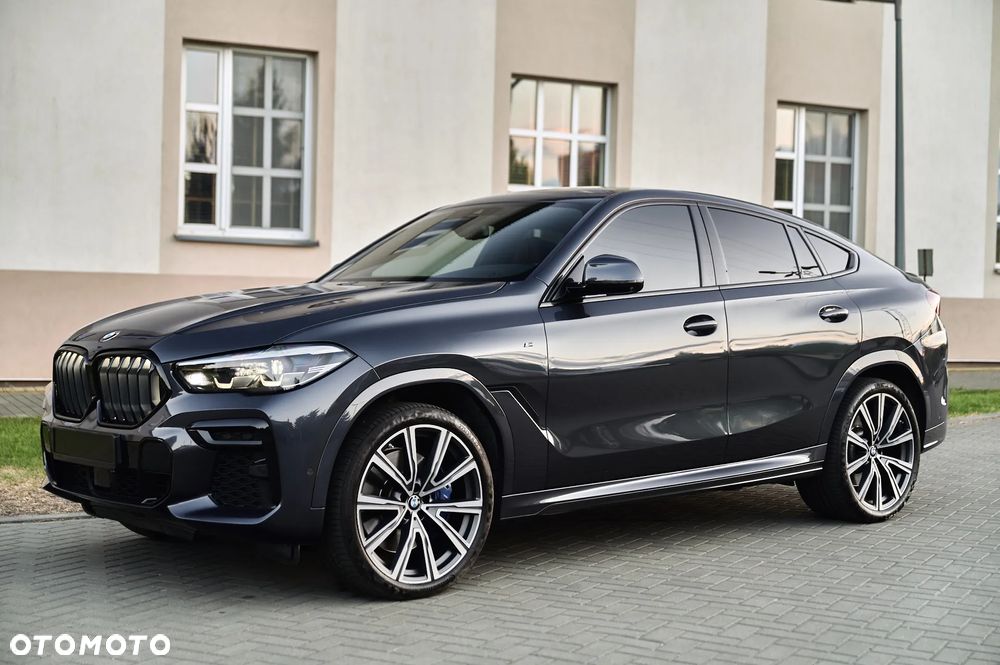 BMW X6 M50i - 6