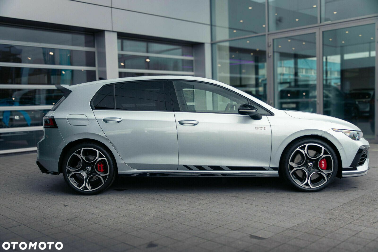Volkswagen Golf - 10