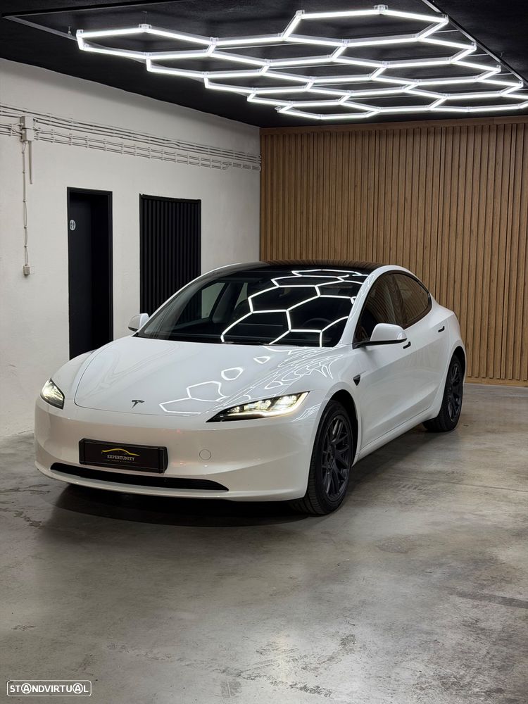 Tesla Model 3 Standard Range Plus RWD - 3
