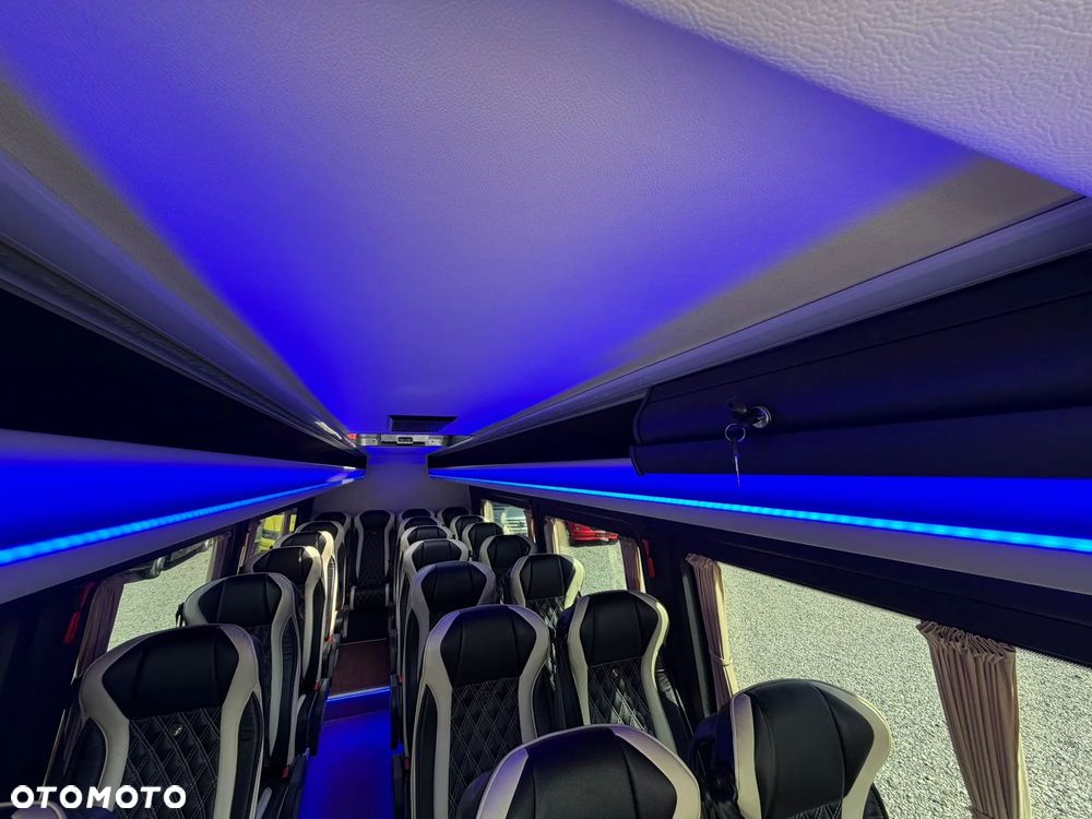 Mercedes-Benz Sprinter 519 - 29