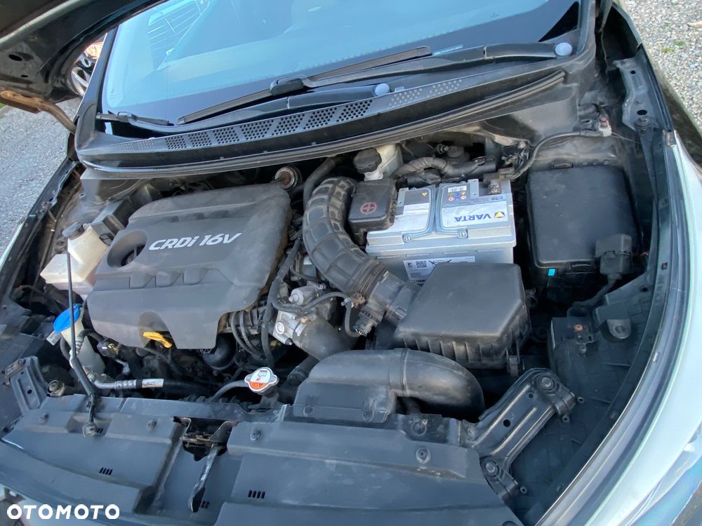 Kia Ceed 1.6 CRDi 128 ISG Spirit - 15