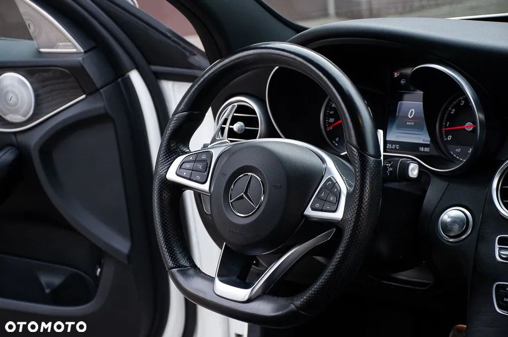 Mercedes-Benz Klasa C 400 4Matic 7G-TRONIC AMG Line - 17