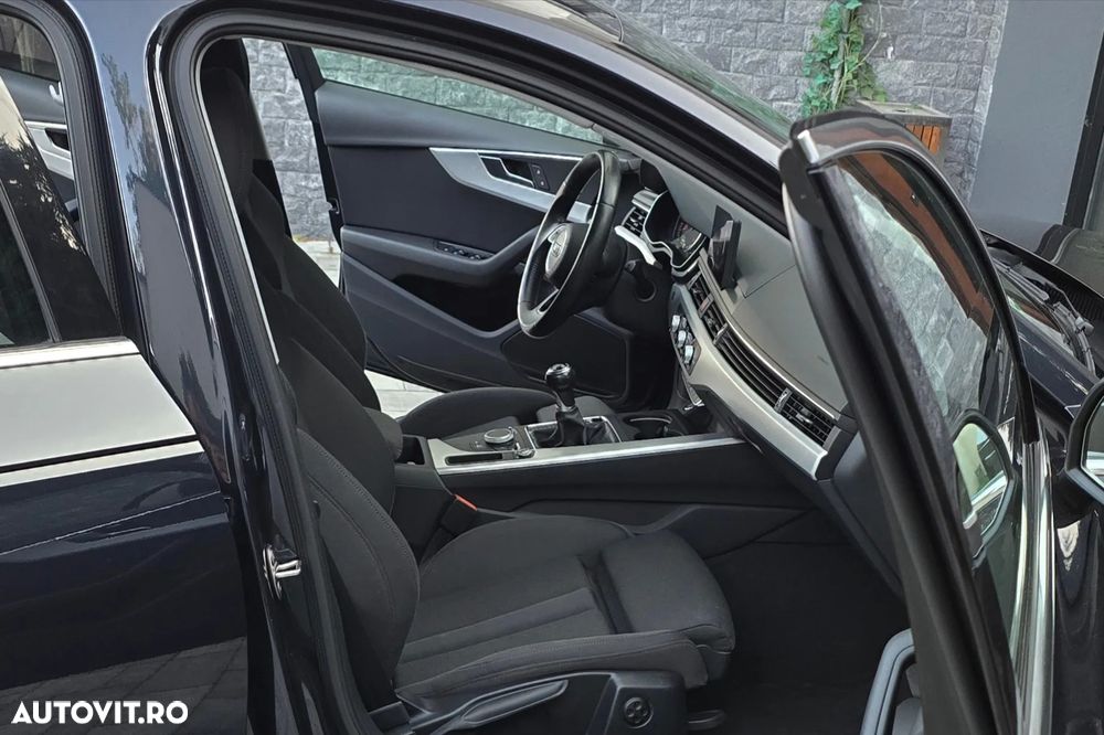 Audi A4 Avant 2.0 TDI ultra Sport - 16