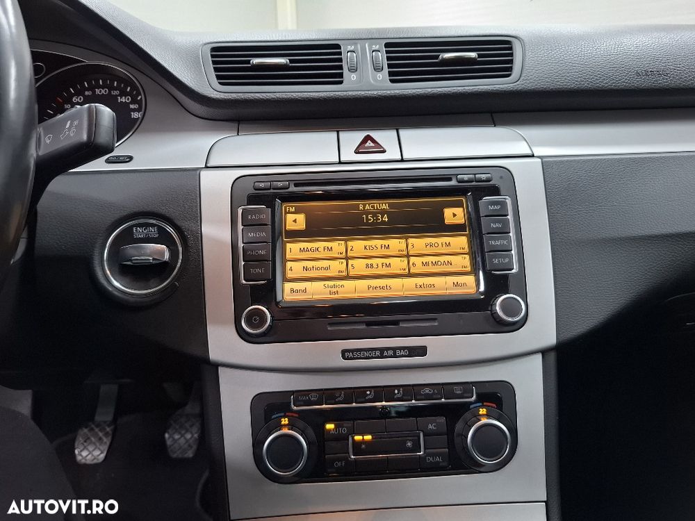 Volkswagen Passat 1.6 TDI DPF BlueMotion Technology Comfortline - 17