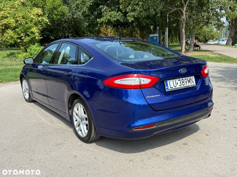 Ford Fusion - 5