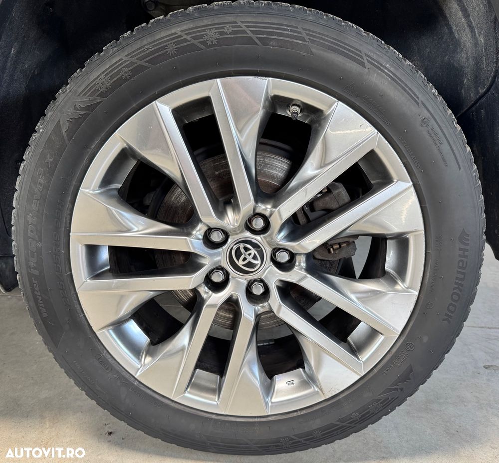 Toyota RAV4 2.5 4x4 Lounge - 23