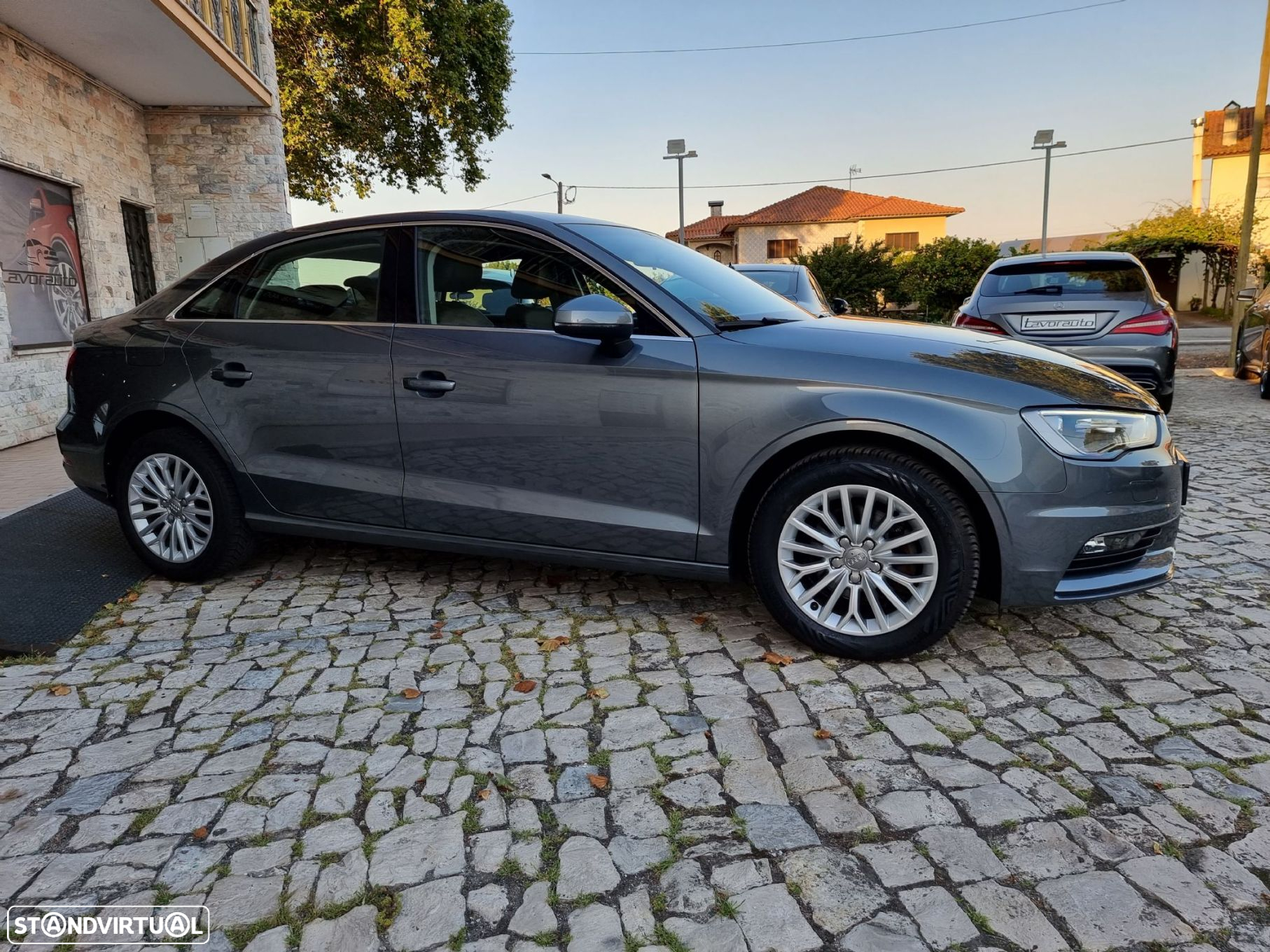 Audi A3 Limousine 1.6 TDI Attraction Ultra - 5