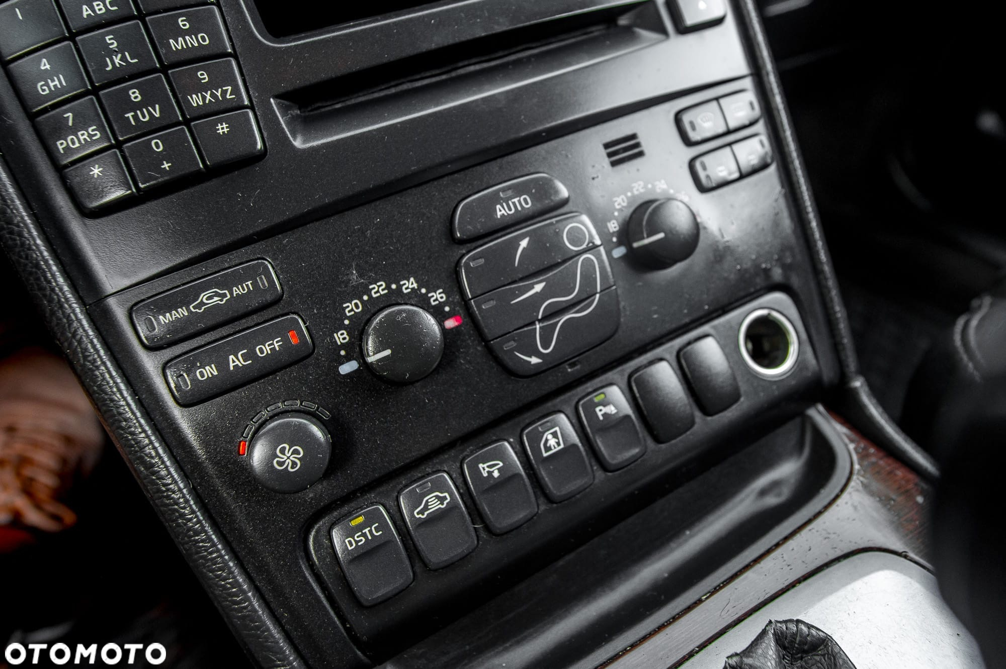 Volvo XC 90 2.4 D5 - 19