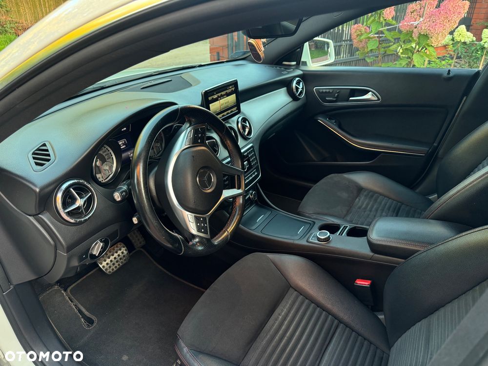 Mercedes-Benz CLA - 8