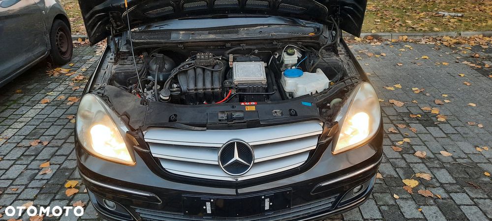 Mercedes-Benz Klasa B 200 - 19