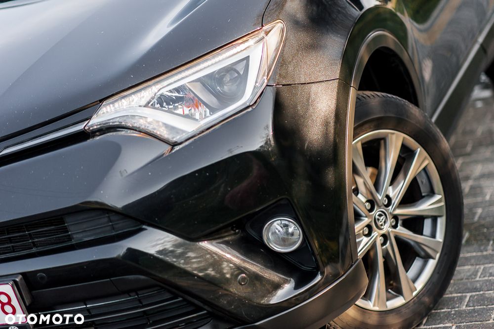 Toyota RAV4 2.0 D-4D Premium 4x2 - 6