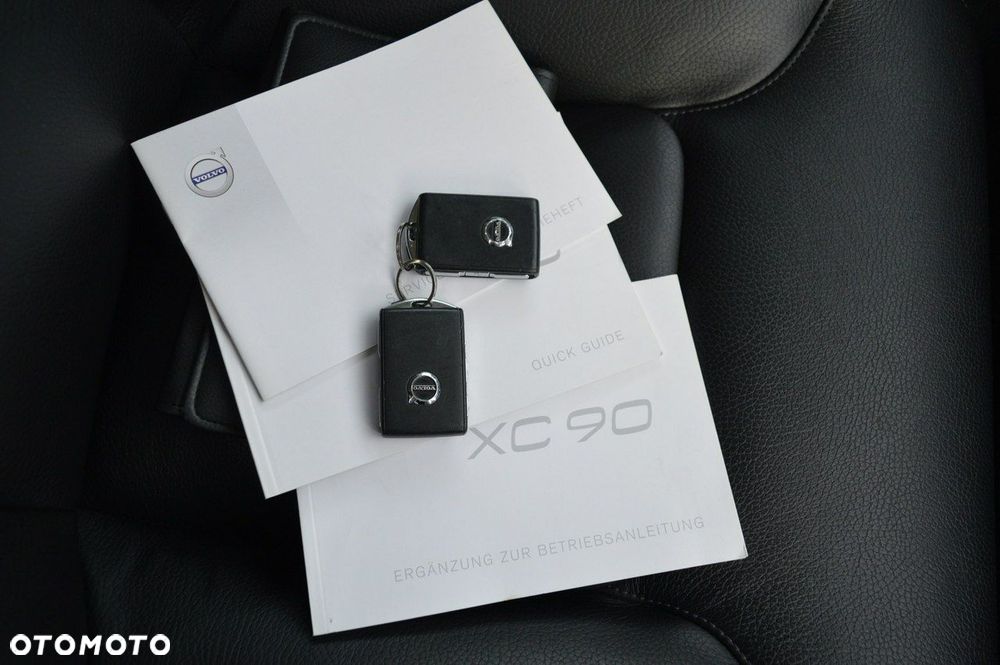 Volvo XC 90 D5 AWD Momentum - 40