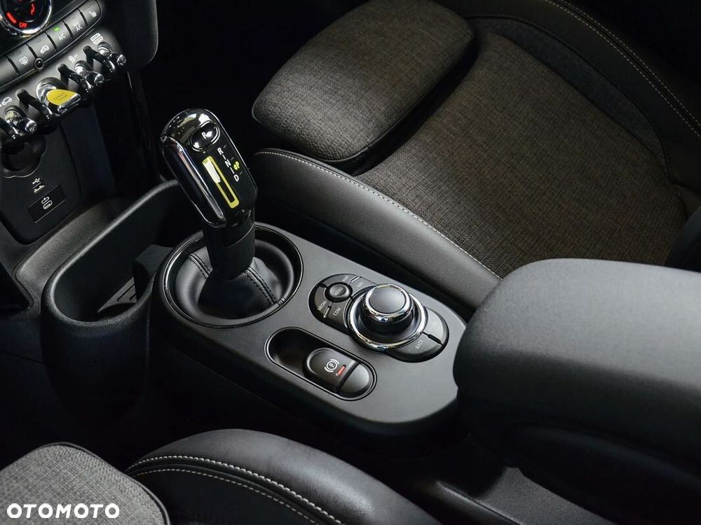 MINI Cooper SE - 19