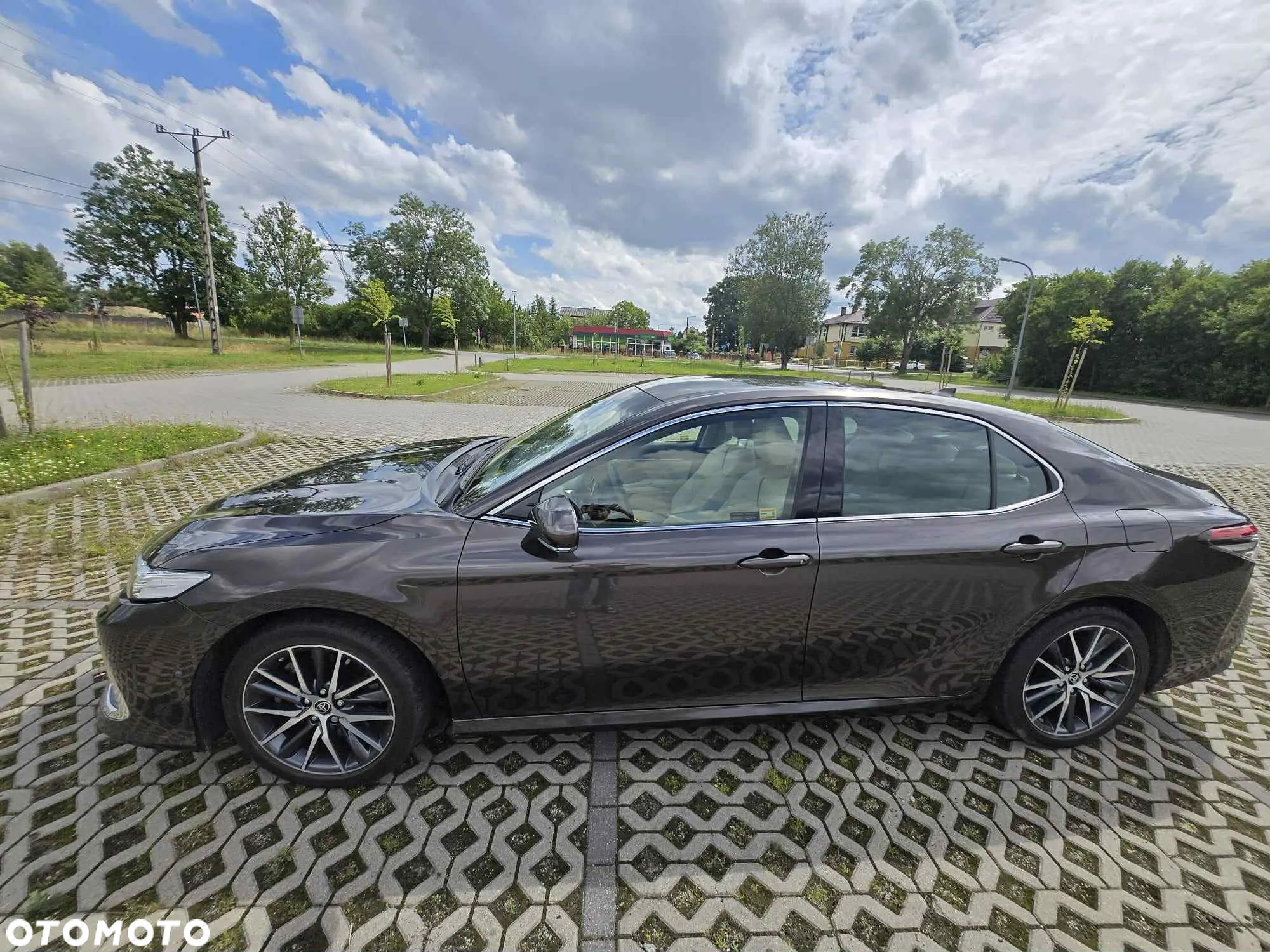 Toyota Camry 2.5 Hybrid Executive CVT - 6
