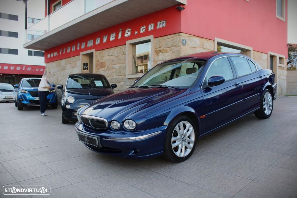 Jaguar X-Type - 1
