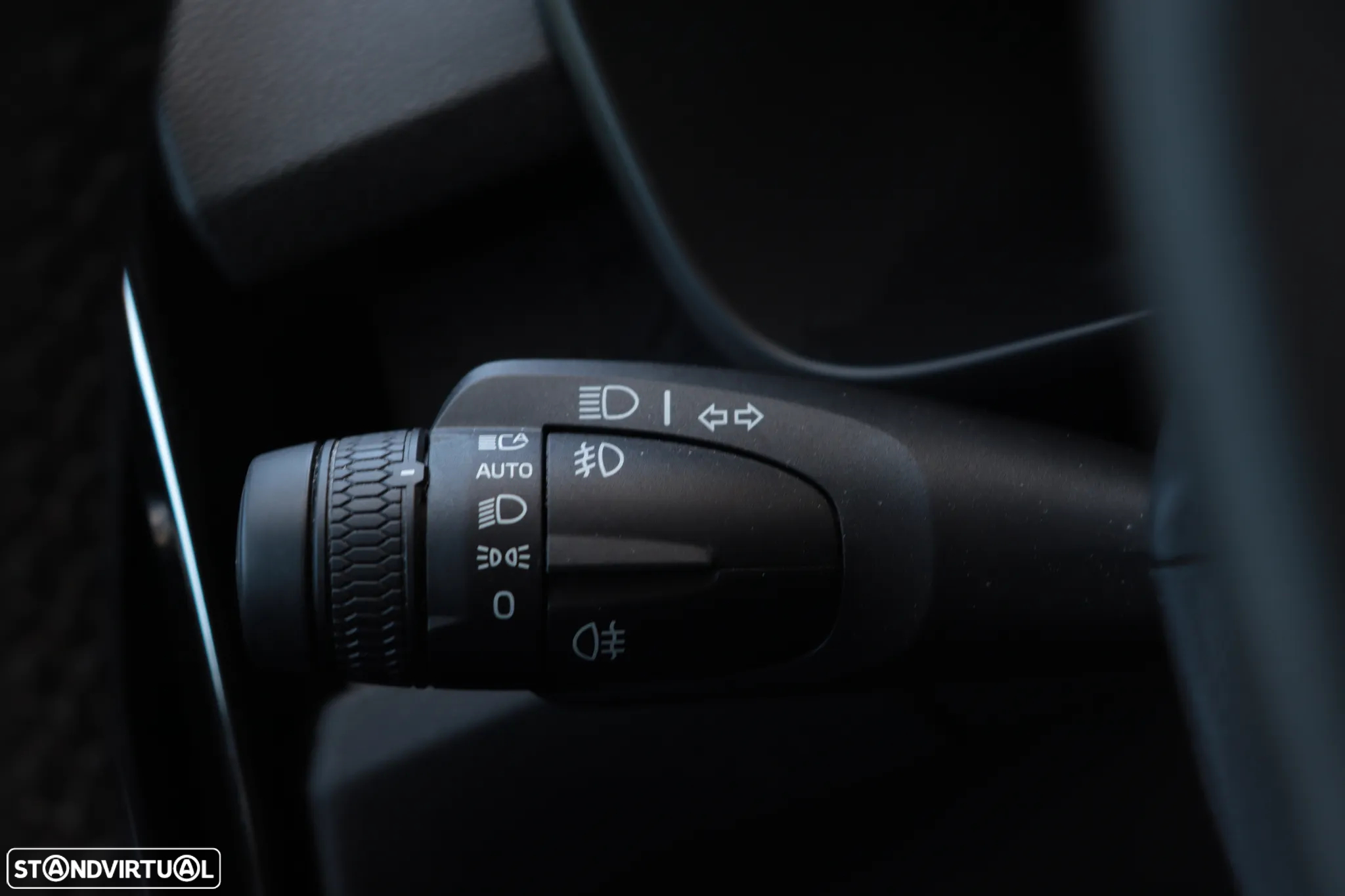 Volvo C40 Recharge Core - 25