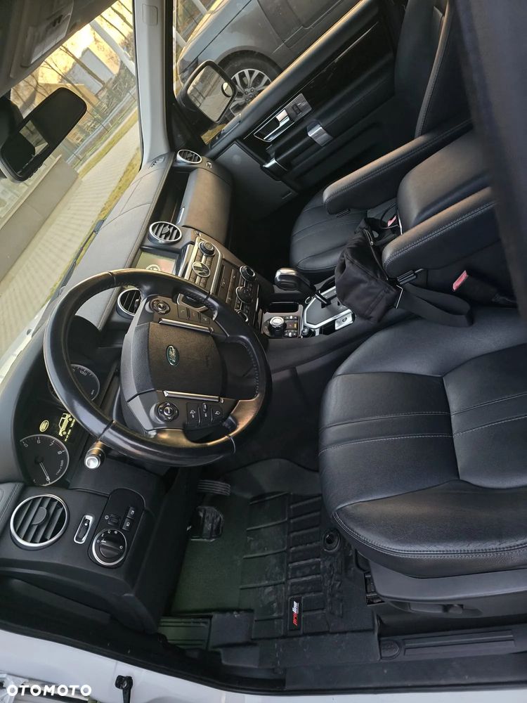 Land Rover Discovery 5.0 V8 SE - 14