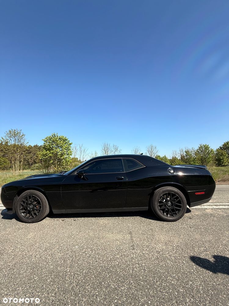 Dodge Challenger 5.7 R/T - 8