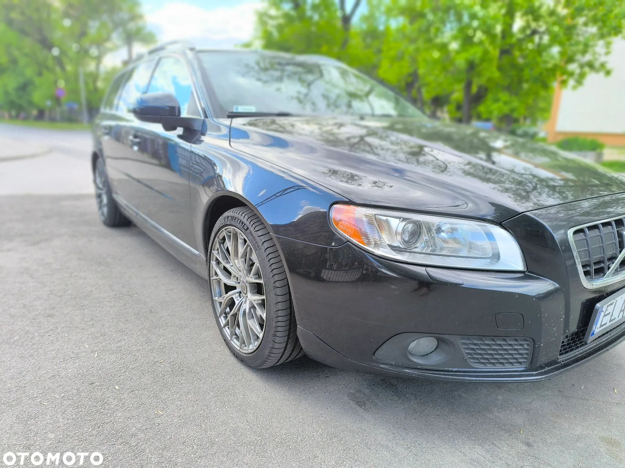 Volvo V70 2.5T Summum - 1