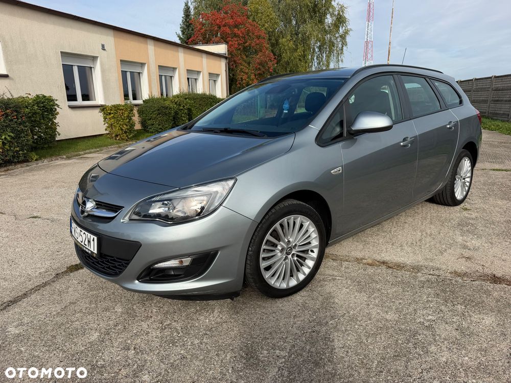 Opel Astra 1.4 Turbo Exklusiv - 4