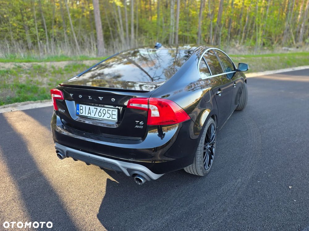 Volvo S60 T6 AWD Geartronic RDesign - 3