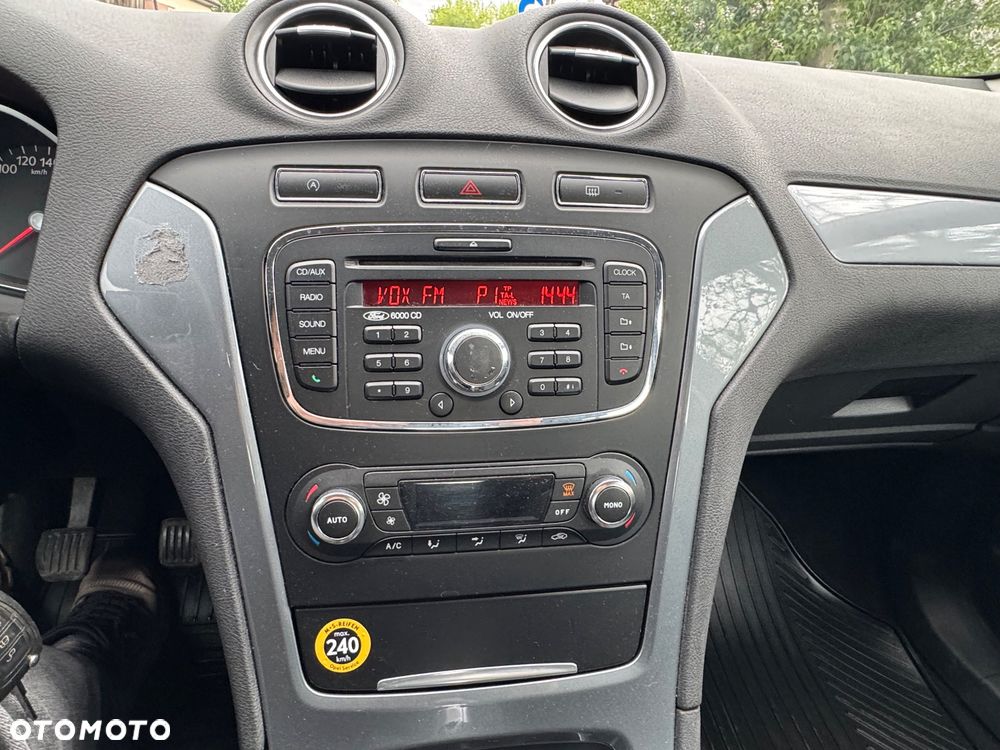 Ford Mondeo 1.6 TDCi Start-Stopp Titanium - 10