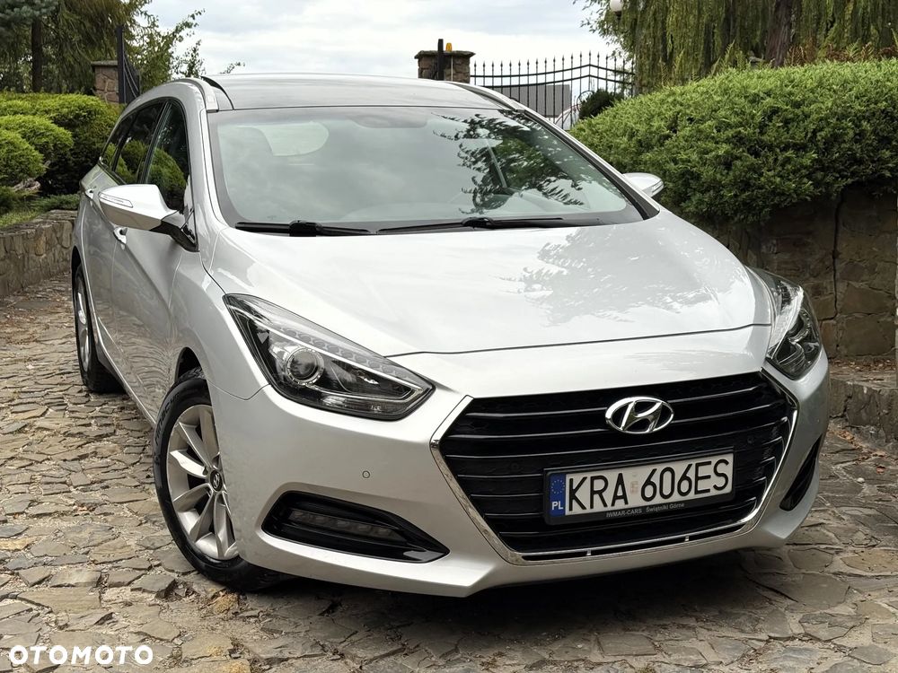Hyundai i40 Kombi blue 1.7 CRDi DCT Premium - 3