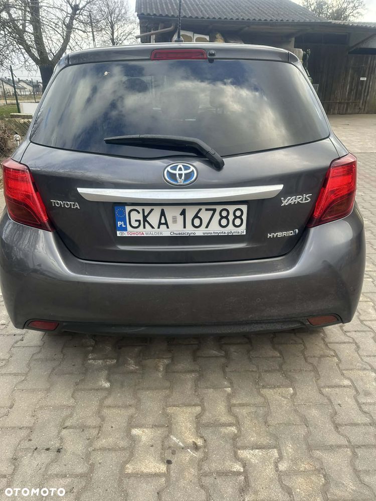 Toyota Yaris - 4