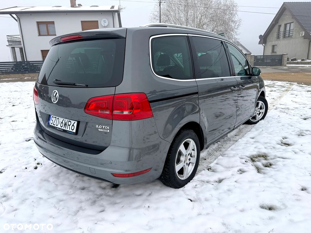 Volkswagen Sharan 2.0 TDI DSG Blue Motion Highline - 16
