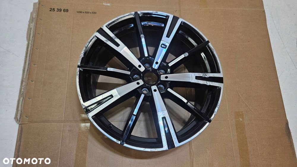 felga aluminiowa bmw g20 m-pakiet 10x20" et46 5a324e7 - 1