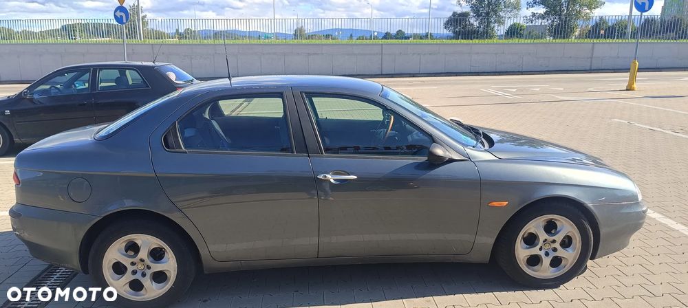 Alfa Romeo 156 2.0 TSpark 16v - 3